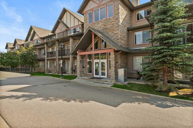 2206, 211 Aspen Stone Boulevard Sw, Calgary