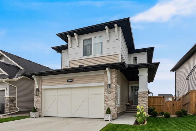 168 Knight Avenue, Crossfield