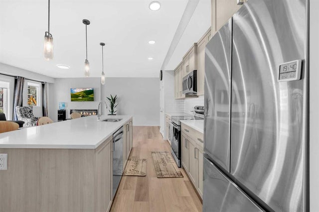 3204, 33 Carringham Gate Nw, Calgary