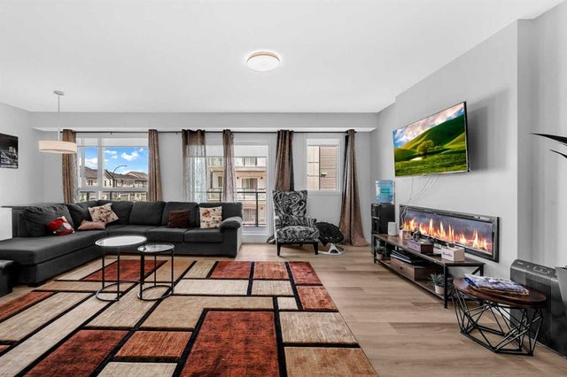 3204, 33 Carringham Gate Nw, Calgary