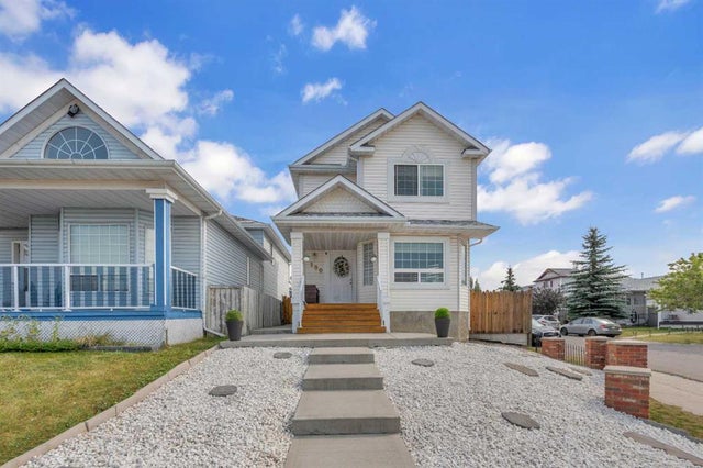 190 Costa Mesa Close Ne, Calgary