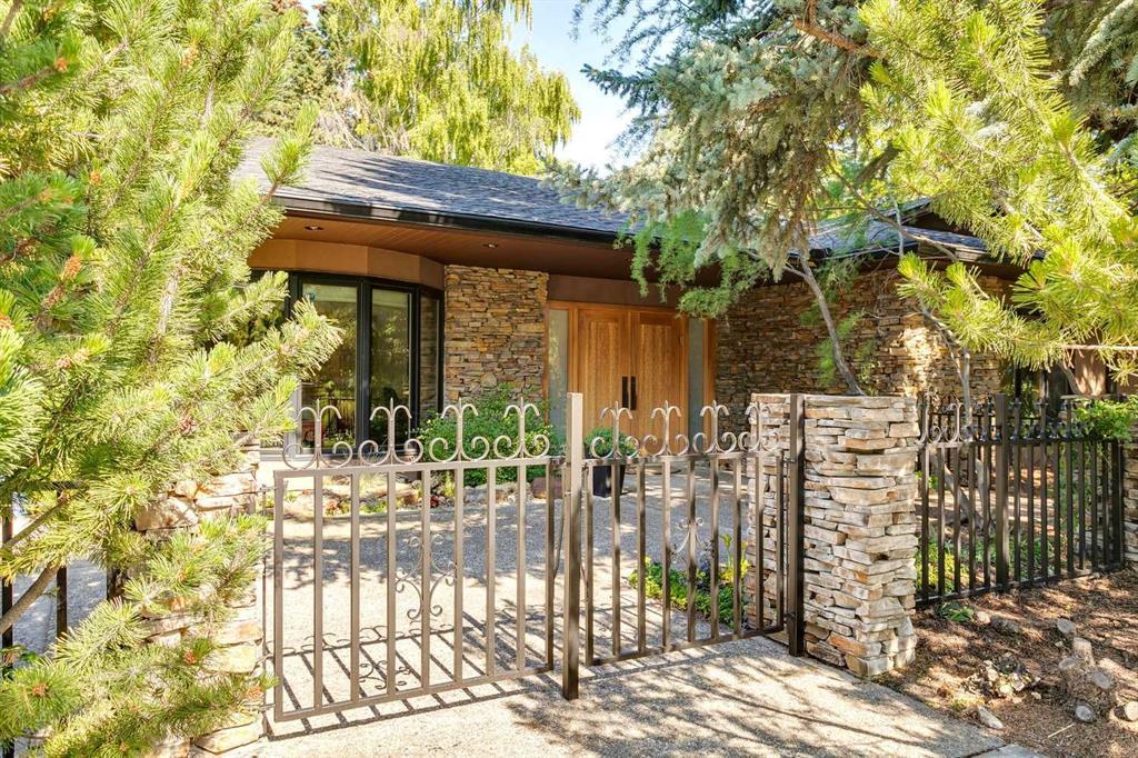 40 Eagle Ridge Place Sw Calgary Alberta T2V 2V8 Eagle Ridge Home For Sale