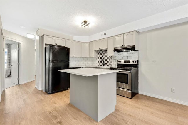 321, 103 Strathaven Drive, Strathmore