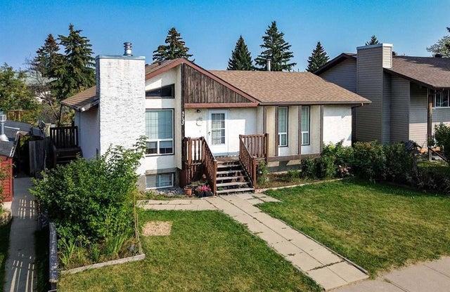 5723 55 Street, Rocky Mountain House
