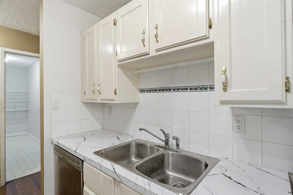 308, 8604 48 Avenue Northwest, Calgary – Residential Apartment Listing Photo 10