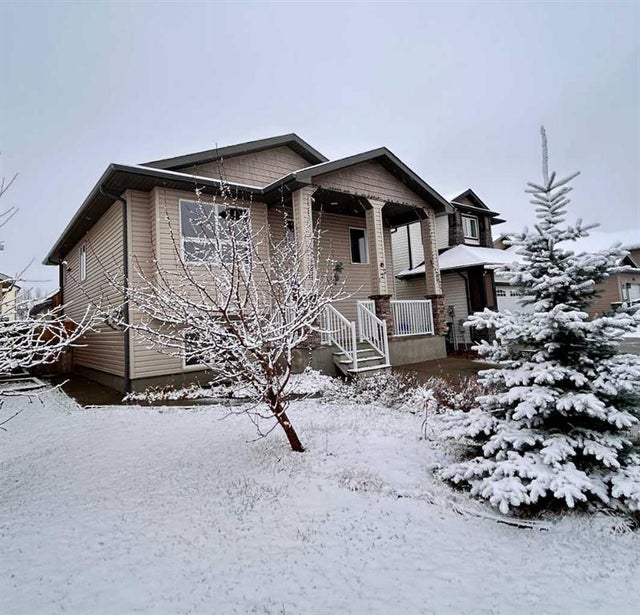 122 Tartan Boulevard W, Lethbridge