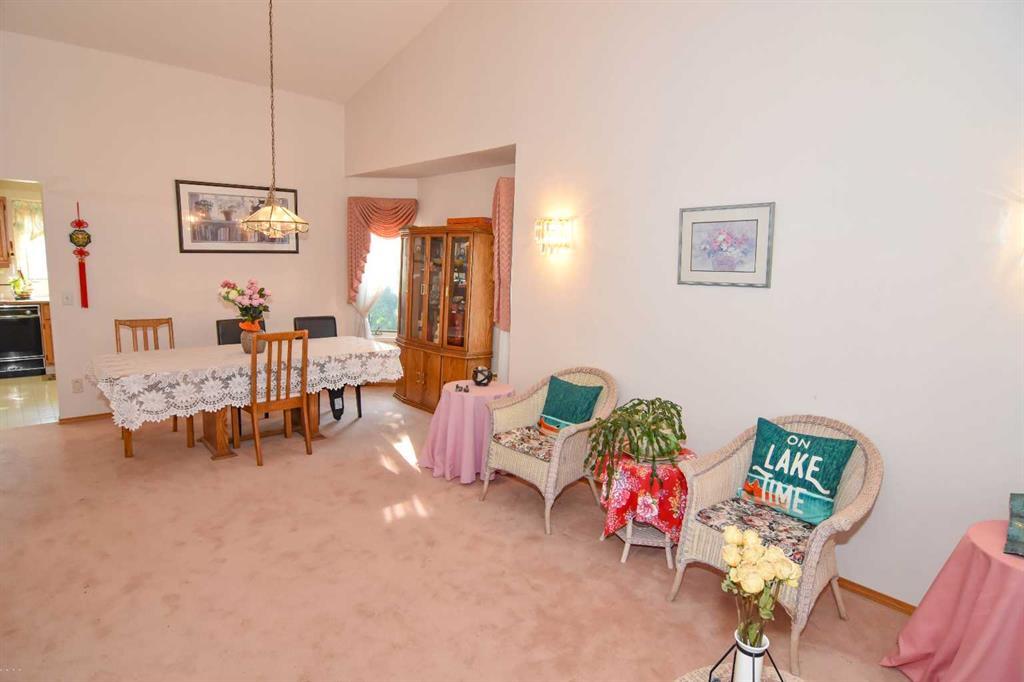 107 Hampshire Close Northwest, Calgary – Residential Detached Listing Photo 8