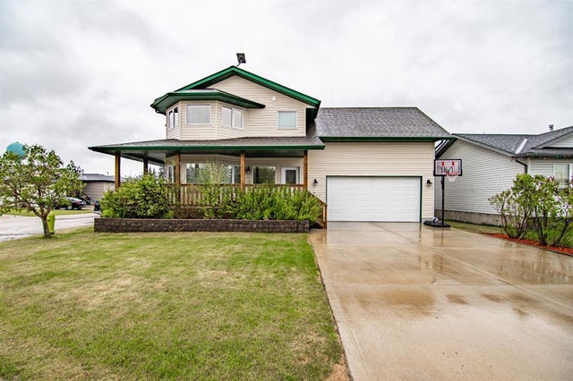5215 55 Avenue, Eckville