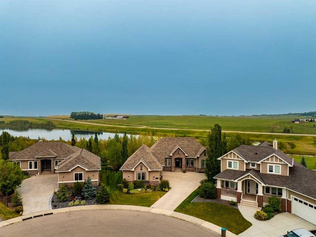 60 Montenaro Bay, Rural Rocky View County