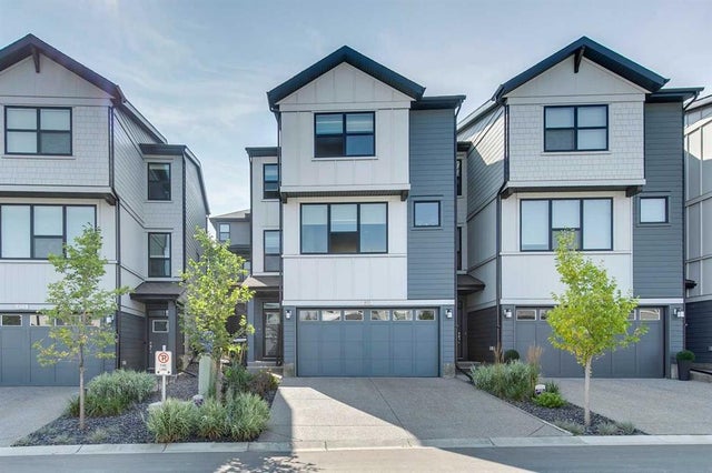 819 Shawnee Terrace Sw, Calgary