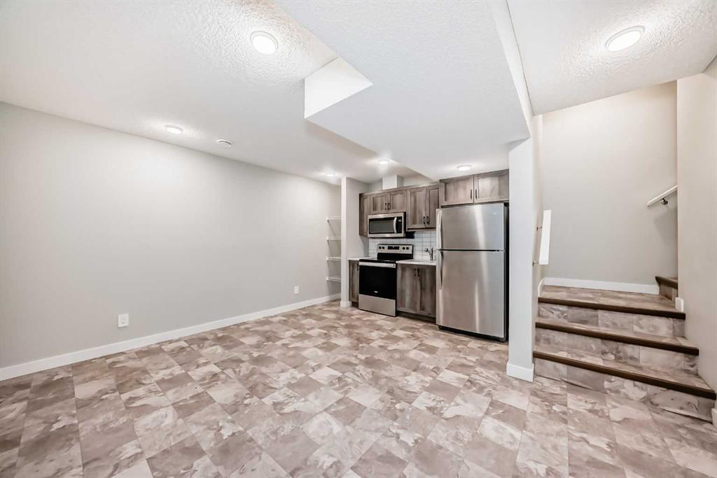 7468 202 Avenue Southeast, Calgary – Residential Semi Detached Listing Photo 22