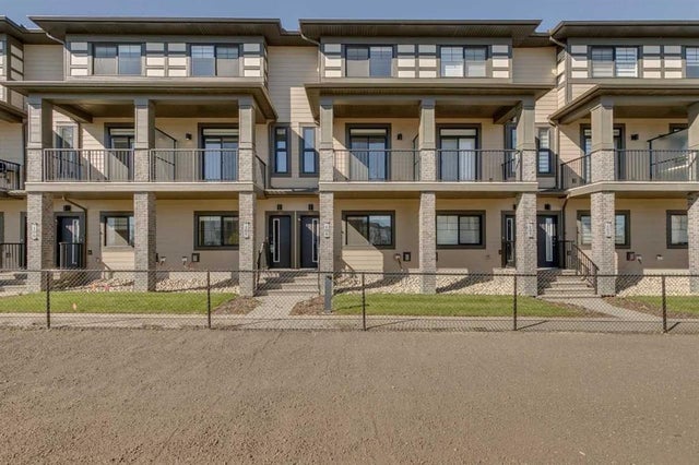 104, 285 Chelsea Court, Chestermere
