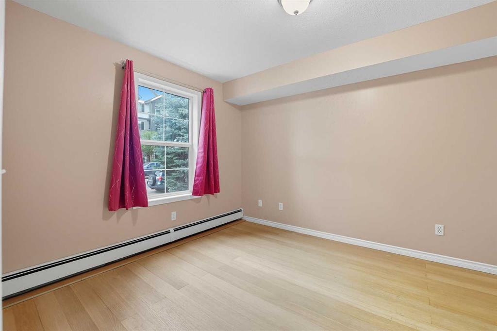 110, 2000 Applevillage Court Southeast, Calgary – Residential Apartment Listing Photo 12