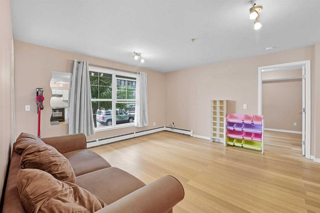 110, 2000 Applevillage Court Southeast, Calgary – Residential Apartment Listing Photo 5