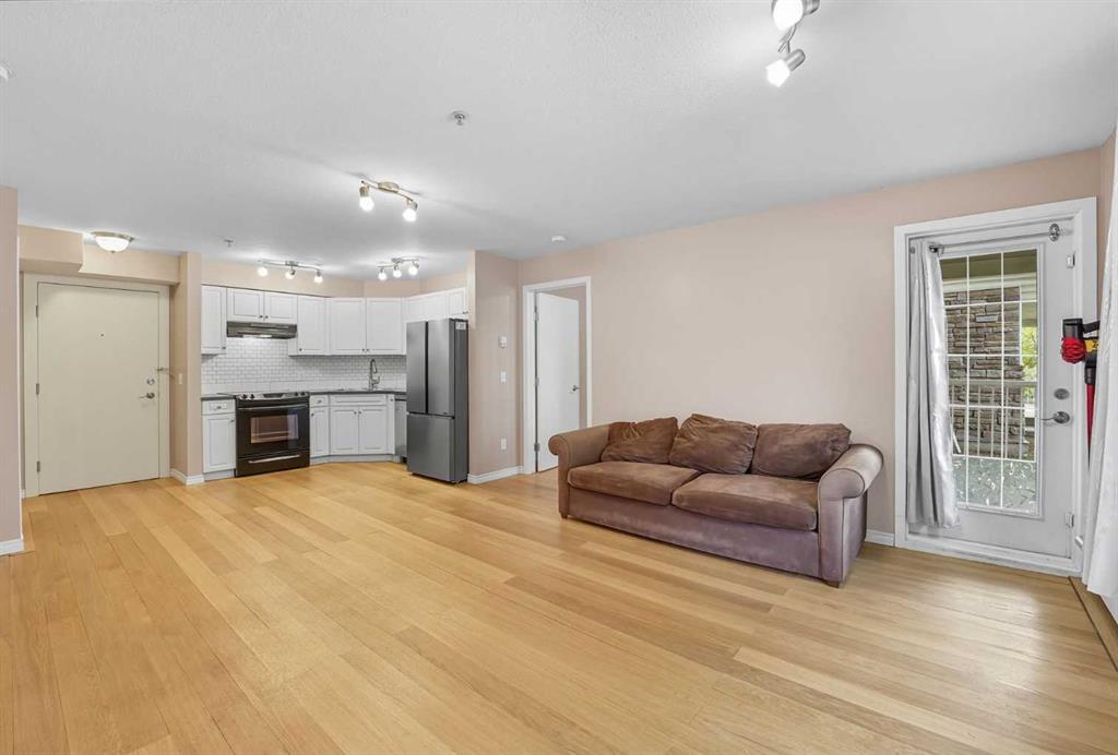 110, 2000 Applevillage Court Southeast, Calgary – Residential Apartment Listing Photo 6