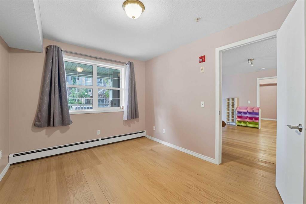 110, 2000 Applevillage Court Southeast, Calgary – Residential Apartment Listing Photo 7