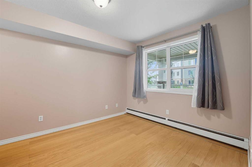 110, 2000 Applevillage Court Southeast, Calgary – Residential Apartment Listing Photo 8