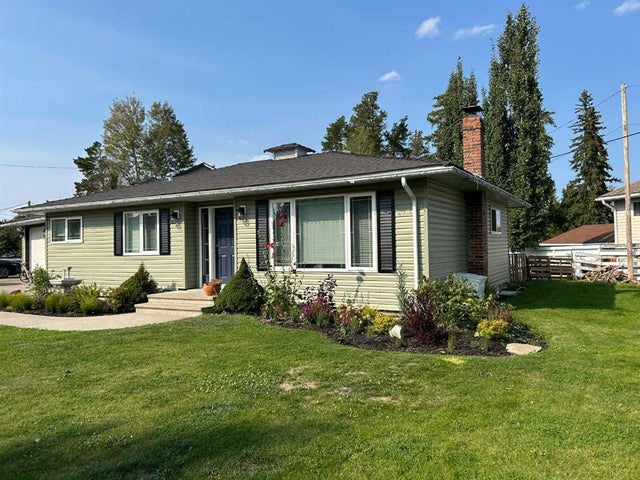 30 Sandy Drive, Whitecourt