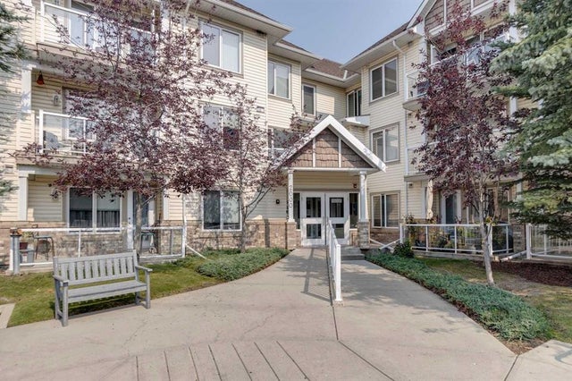 2112, 5200 44 Avenue Ne, Calgary