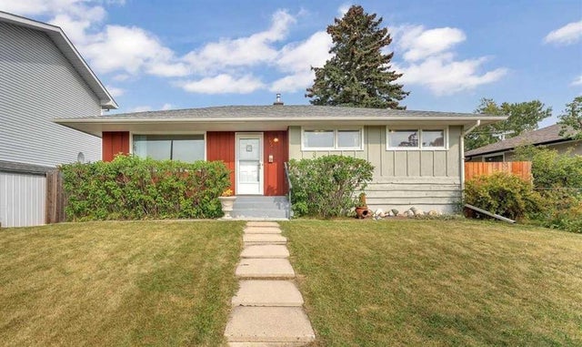4920 Worcester Drive Sw, Calgary