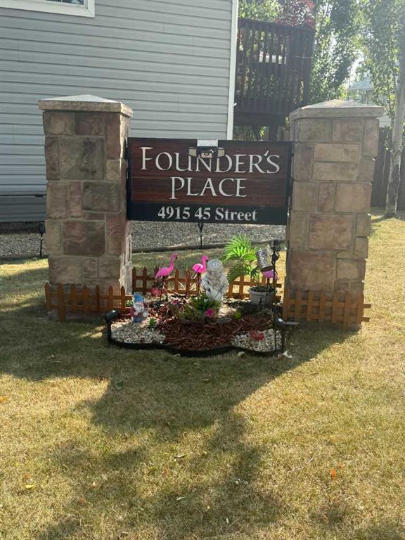 104, 4915 45 Street, Camrose