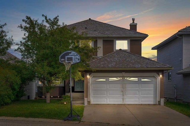 220 Edgeridge Gardens Nw, Calgary