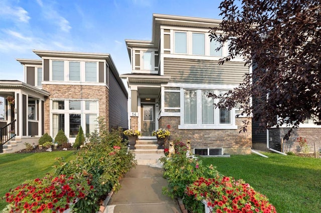 14 Red Embers Crescent Ne, Calgary