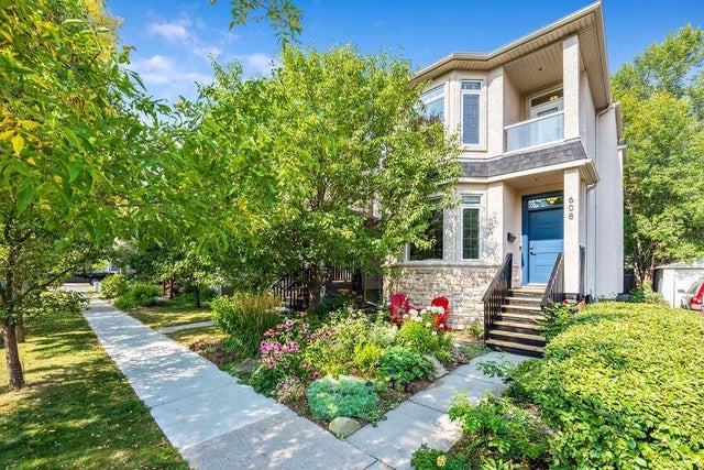 608 12 Avenue Ne, Calgary
