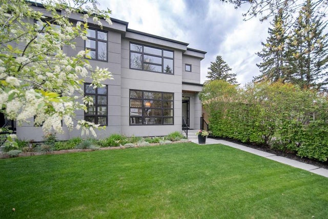 3731 43 Street Sw, Calgary