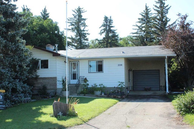 228 2 Street N, Milo