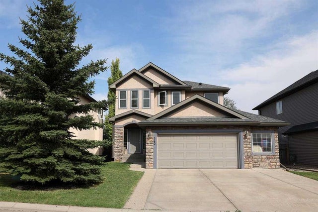 360 Parkmere Green, Chestermere