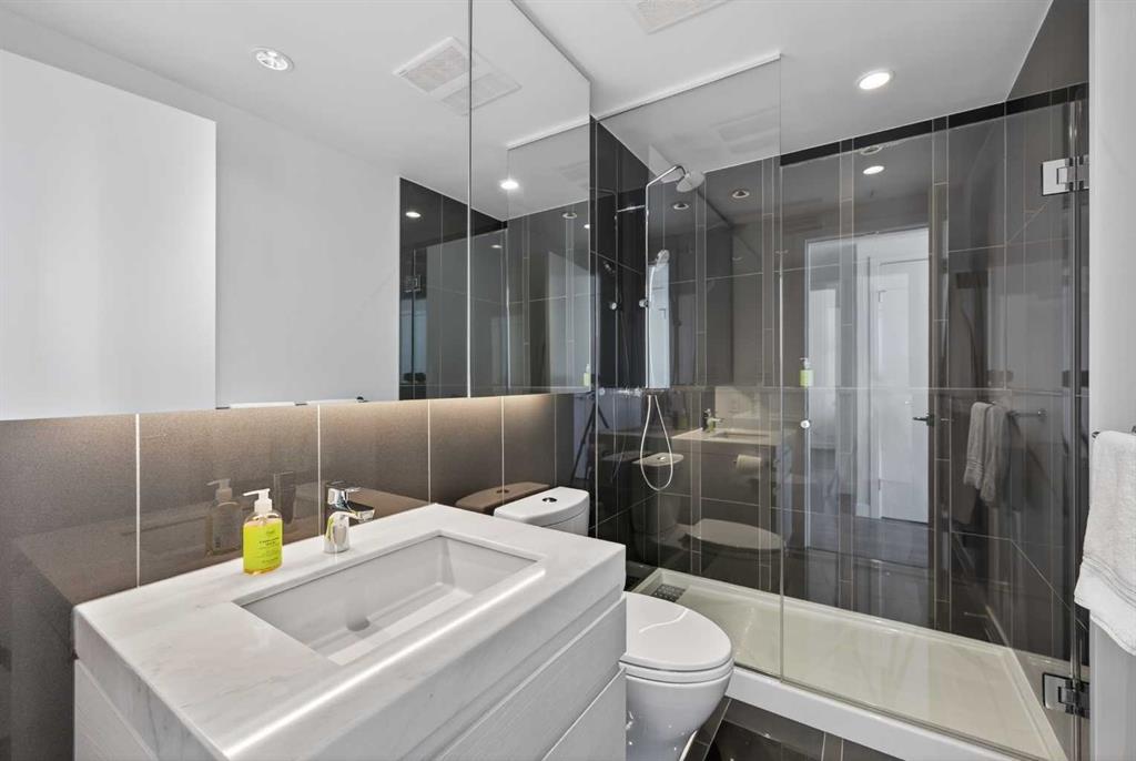 2405, 310 12 Avenue Southwest, Calgary – Residential Apartment Listing Photo 14