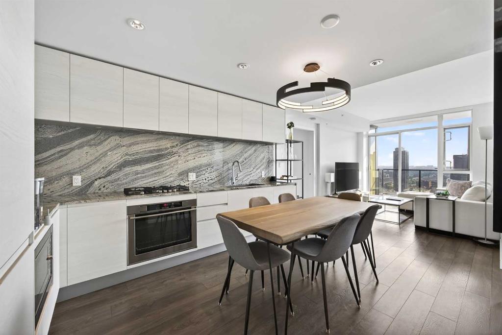 2405, 310 12 Avenue Southwest, Calgary – Residential Apartment Listing Photo 2