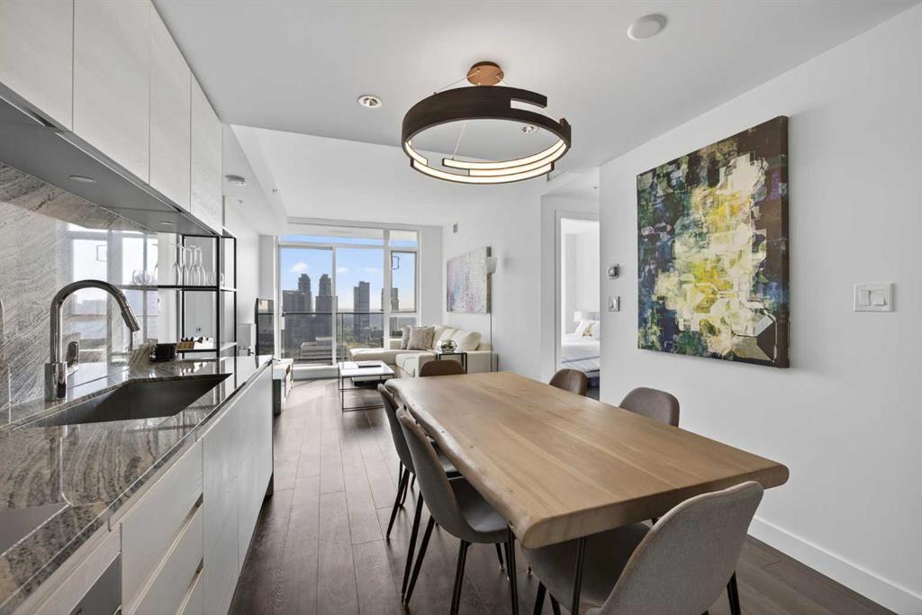 2405, 310 12 Avenue Southwest, Calgary – Residential Apartment Listing Photo 4