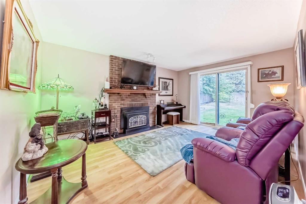 983 Woodbine Boulevard Southwest, Calgary – Residential Detached Listing Photo 12