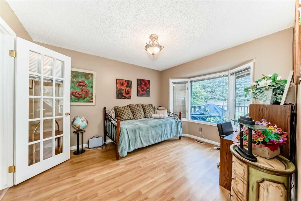 983 Woodbine Boulevard Southwest, Calgary – Residential Detached Listing Photo 18