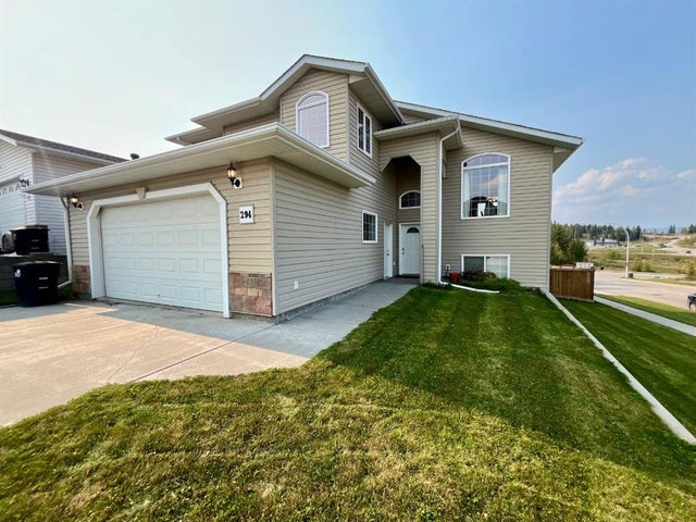 294 Tocher Avenue, Hinton