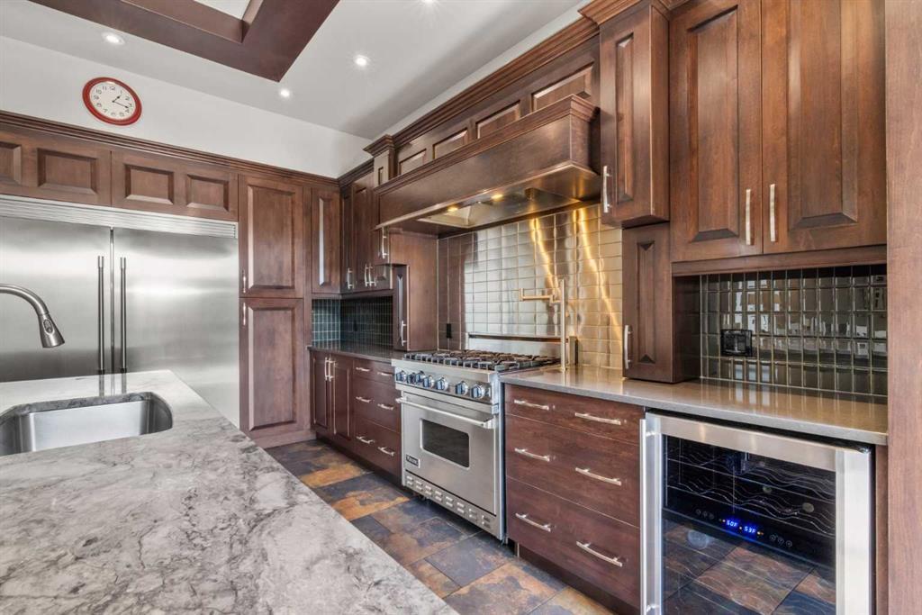 627 27 Avenue Ne Calgary Alberta T2E 2A7 Winston Heights/Mountview Home For Sale