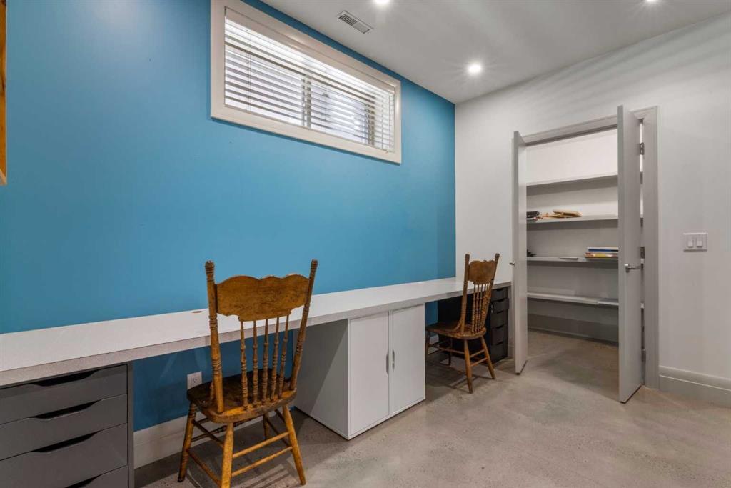 627 27 Avenue Ne Calgary Alberta T2E 2A7 Winston Heights/Mountview Home For Sale