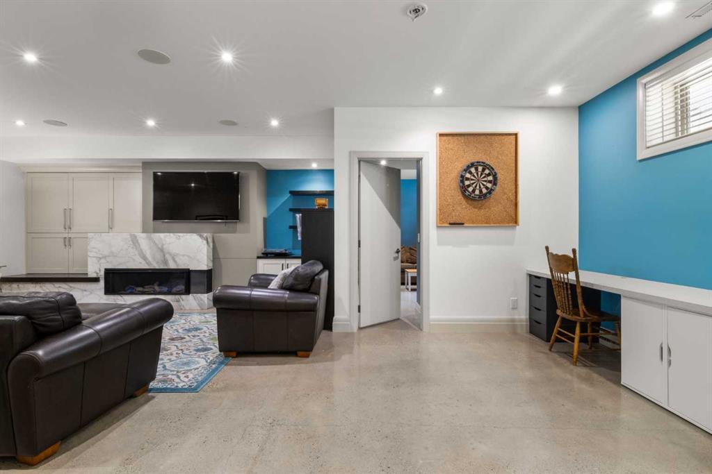 627 27 Avenue Ne Calgary Alberta T2E 2A7 Winston Heights/Mountview Home For Sale