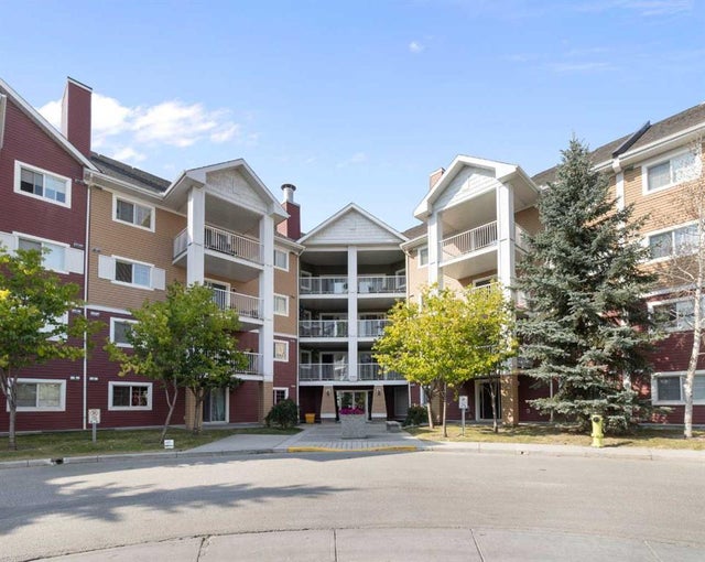 4104, 10 Prestwick Bay Se, Calgary