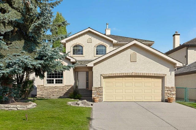 46 Valley Ponds Way Nw, Calgary