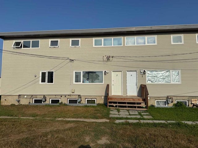 7, 305 5 Street, Wainwright