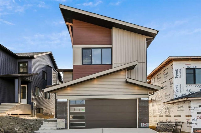 72 Heritage Ridge, Cochrane