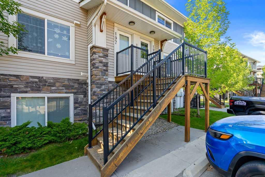 195, 300 Marina Drive, Chestermere – Residential Row/Townhouse Listing Photo 2