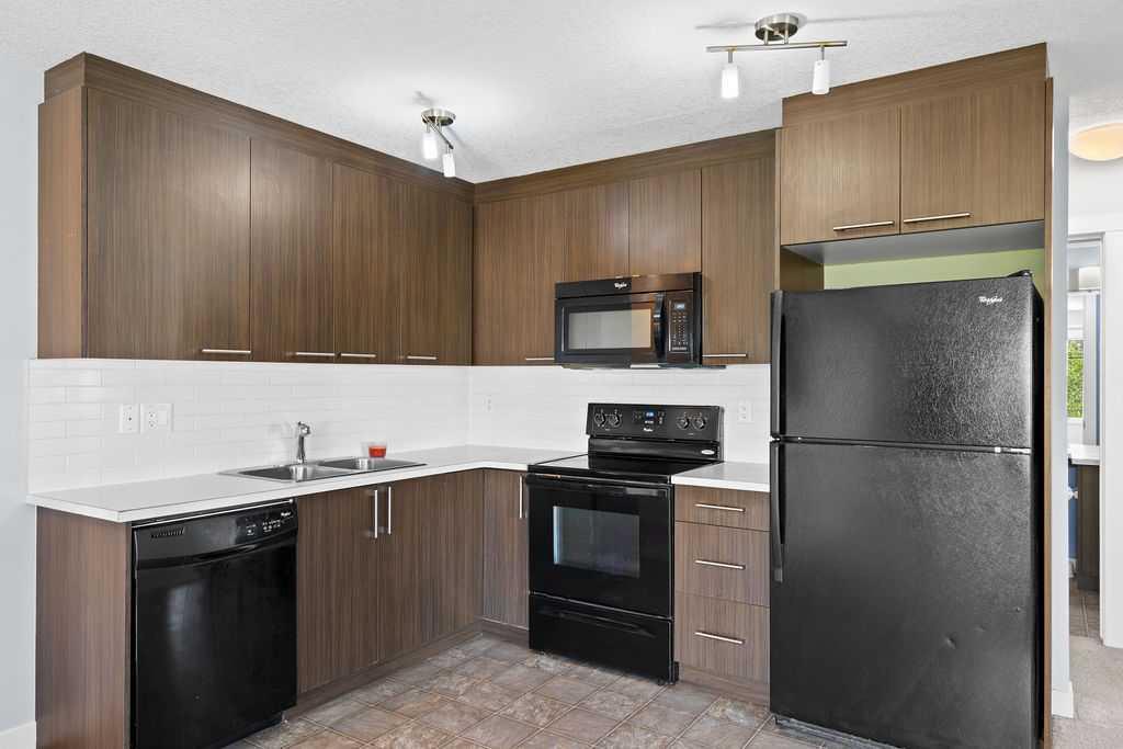 195, 300 Marina Drive, Chestermere – Residential Row/Townhouse Listing Photo 7