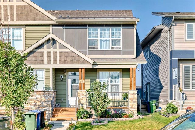 720 Livingston Hill Ne, Calgary
