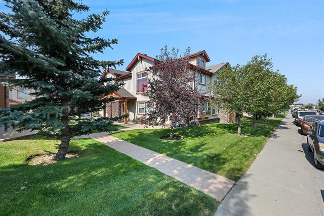 204, 30 Panatella Landing Nw, Calgary