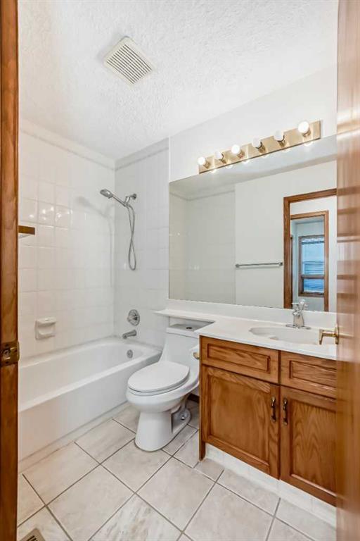 247 Shawinigan Drive Sw Calgary Alberta T2Y2Y4 Shawnessy Home For Sale