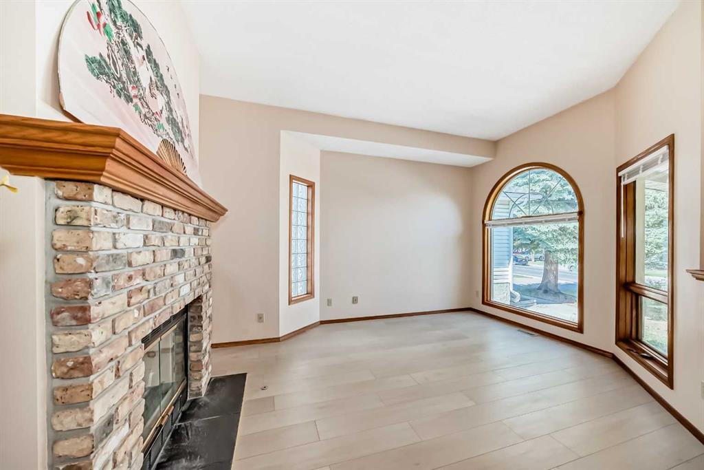 247 Shawinigan Drive Sw Calgary Alberta T2Y2Y4 Shawnessy Home For Sale